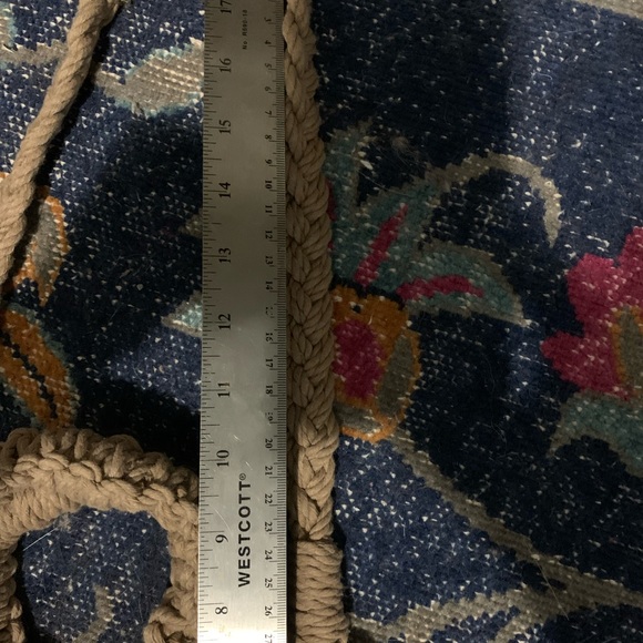 Macrame shoulder bag with long strap - Picture 7 of 8